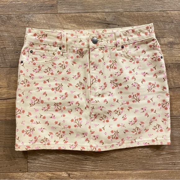 Billabong Girls’ Denim Cream Pink Floral Mini Skirt - Picture 3 of 13